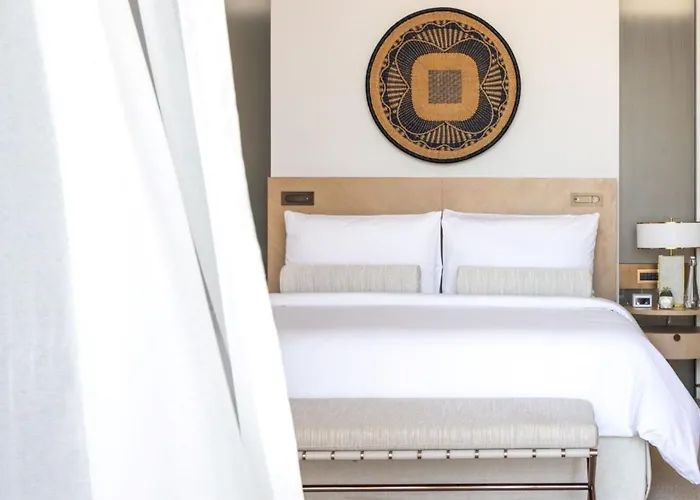Zimmer mit Kingsize-Bett